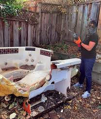 Best Garage Cleanout  in Baraga, MI